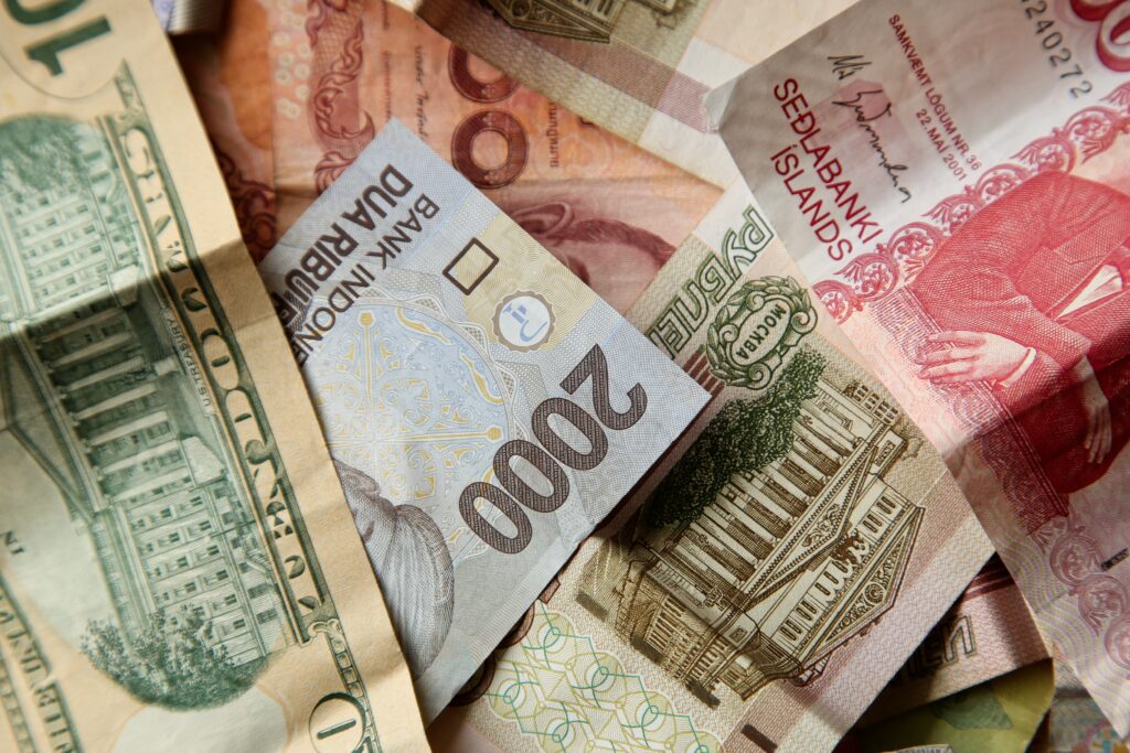 uang rupiah mahasiswa