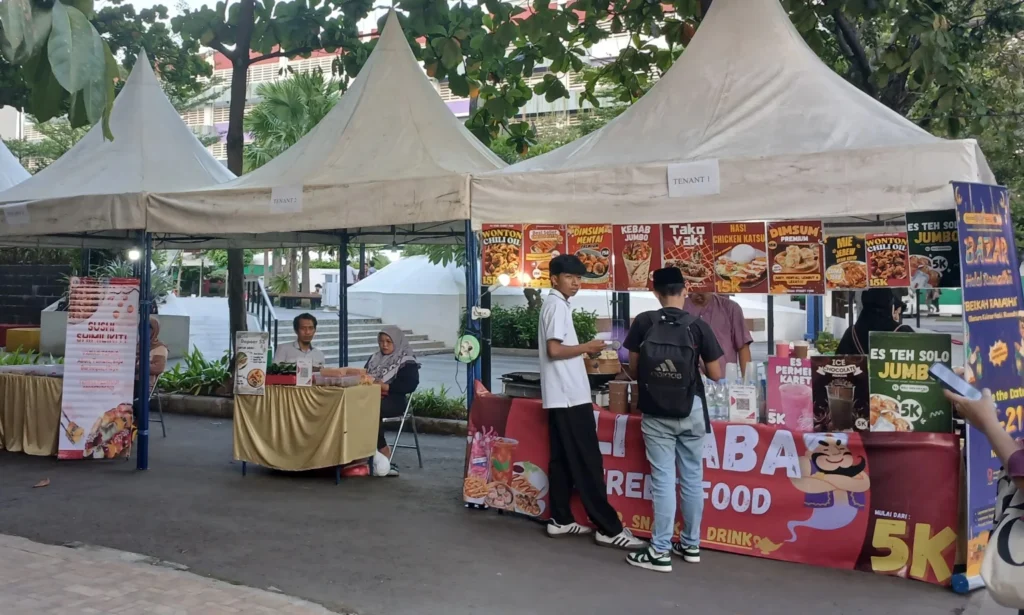 Bazar Halal Kampus Unair