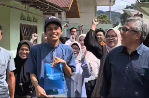 Siswa Asal Sumbar Dijemput Rektor ITB