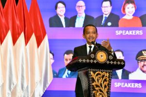 bahlil lahadalia, kampus pabrik pengangguran, menteri esdm, hilirisasi