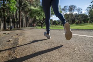 olahraga ringan, olahraga ringan untuk mahasiswa, olahraga, jogging, skipping, exercise