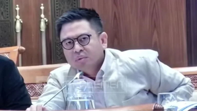 Sindrom Pencitraan Pejabat