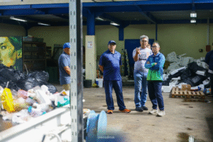 Mendiktisaintek Pantau Isu Sampah Nasional