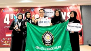 mahasiswa FK UNDIP FerraCare