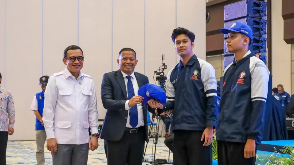 mahasiswa KKN UNDIP
